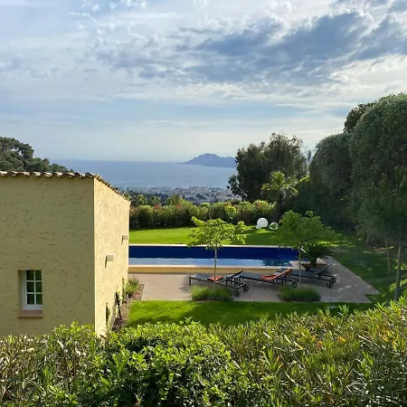 Luxury In With Swimming Pool & Sea View Villa Cannes
